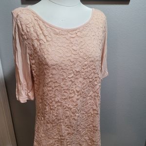 New York and Company woman's size Large lace front top